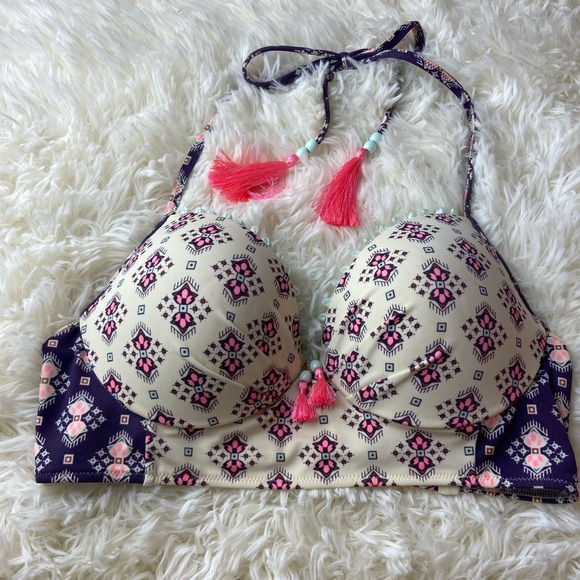 Victoria's Secret Bikini Top.  Pink and Cream Patterned. Size 34C. - Picture 1 of 14